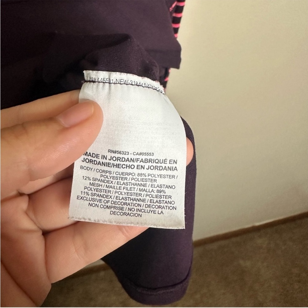 NIKE women’s running pullover - Picture 9 of 11